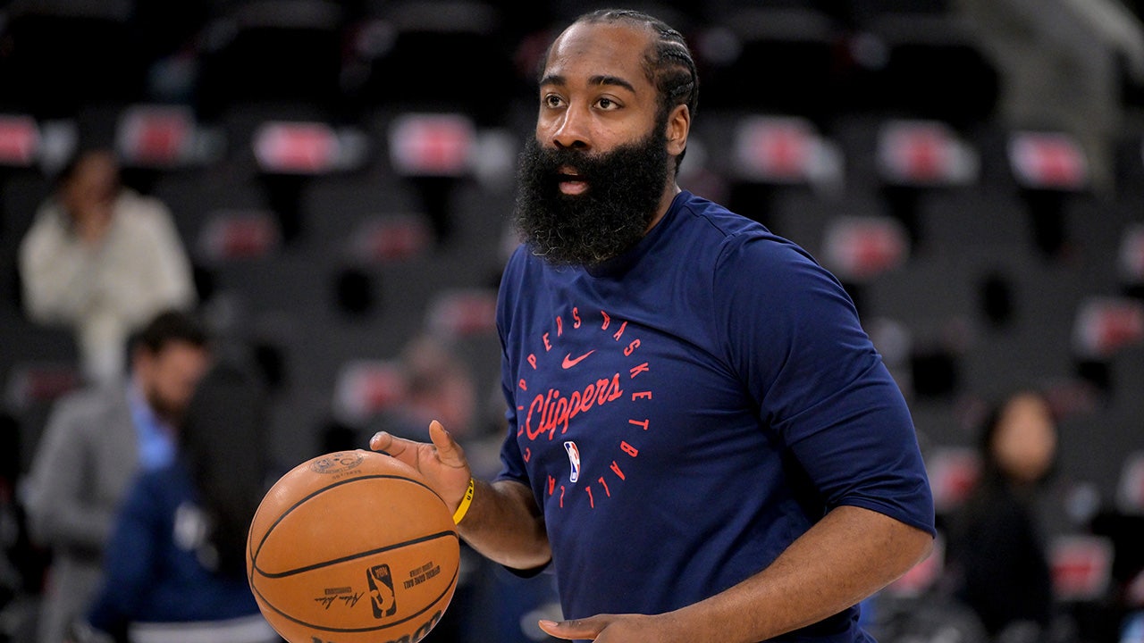 Clippers menukar James Harden ke Cavaliers untuk Darius Garland dalam kesepakatan NBA