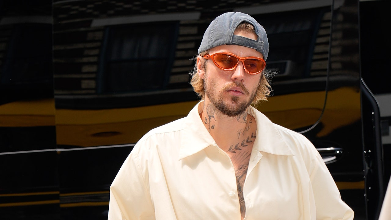 Justin Bieber addresses ‘anger issues’ after public confrontation with paparazzi