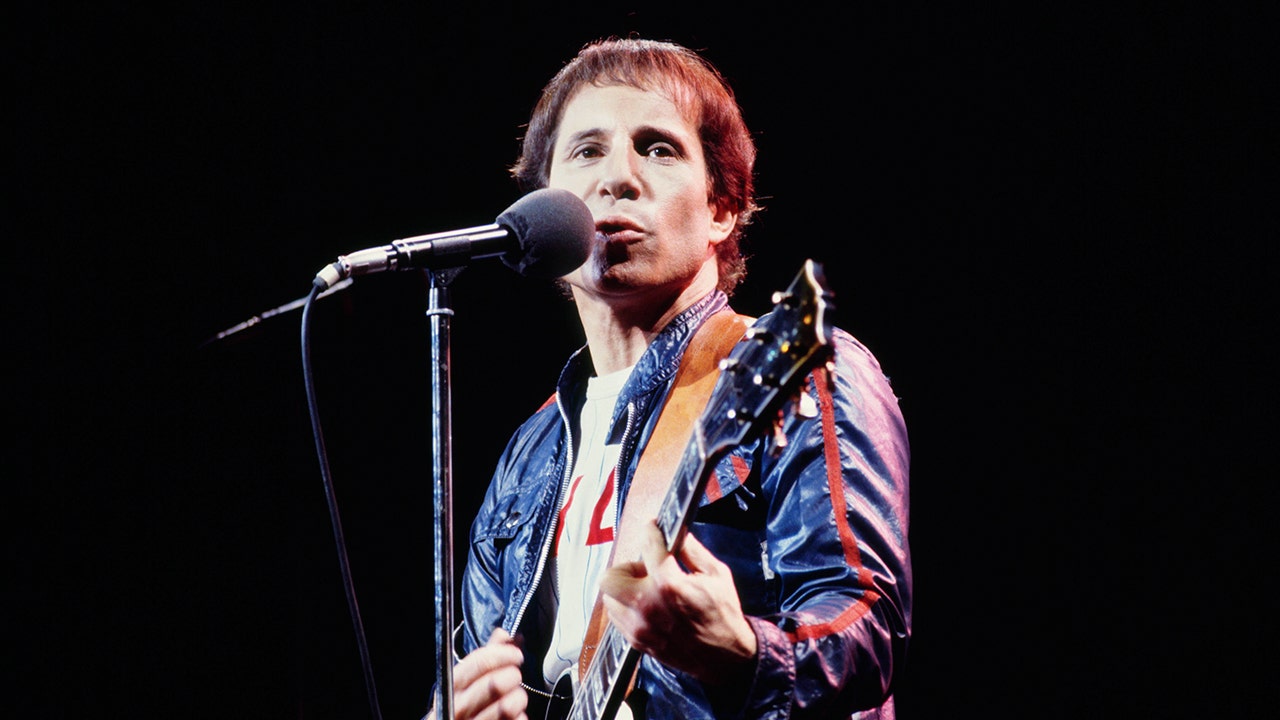 Paul Simon cancels concerts, set to undergo ‘minor’ surgery