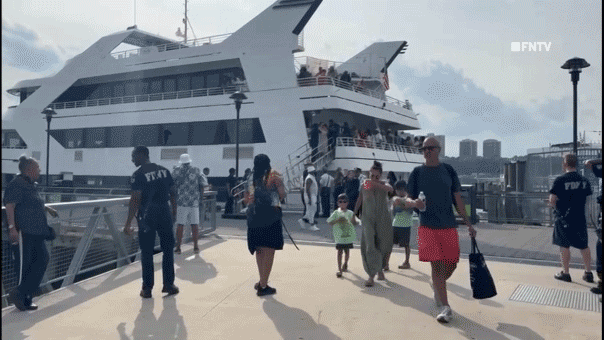 Nearly a dozen injured after 400-person NYC yacht strikes Manhattan dock