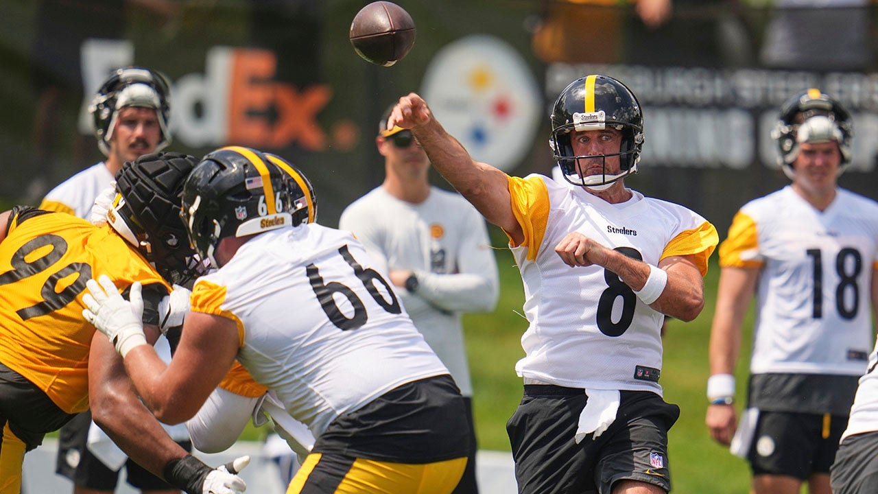 Aaron Rodgers shrugs off opening Steelers training camp with a pick: ‘I’m gonna throw some touchdowns, too’