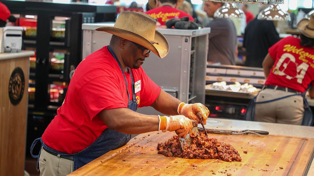 America’s 15 best gas stations for food, according to online reviews