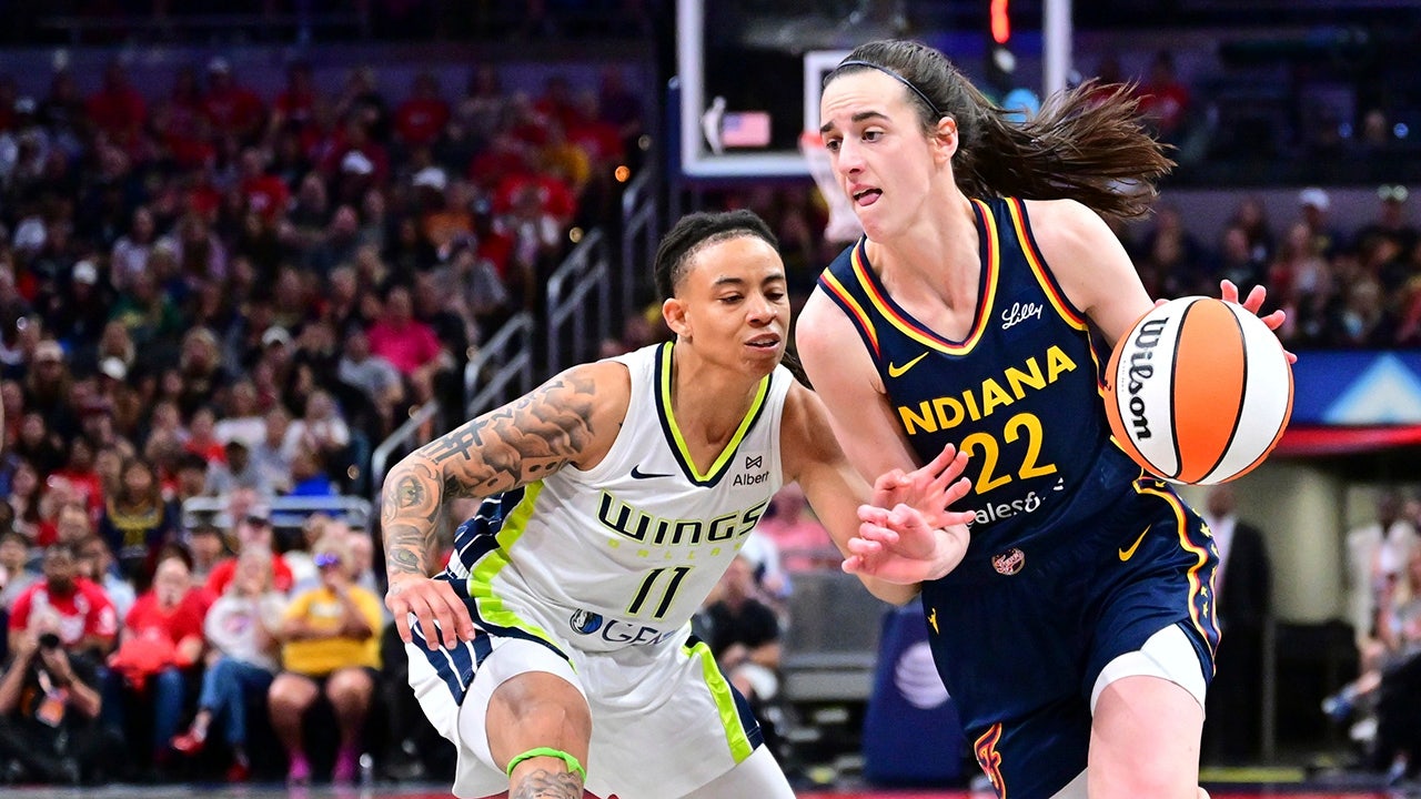 WNBA legend calls out refs for failing to call fouls on Wings players against Caitlin Clark