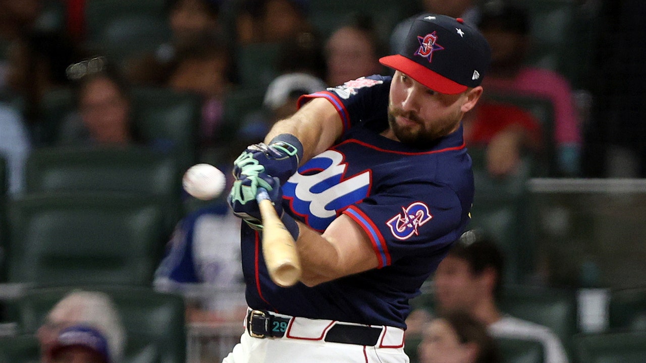 Cal Raleigh Mariners' Makes MLB History With 49th HR, Most By Catcher ...