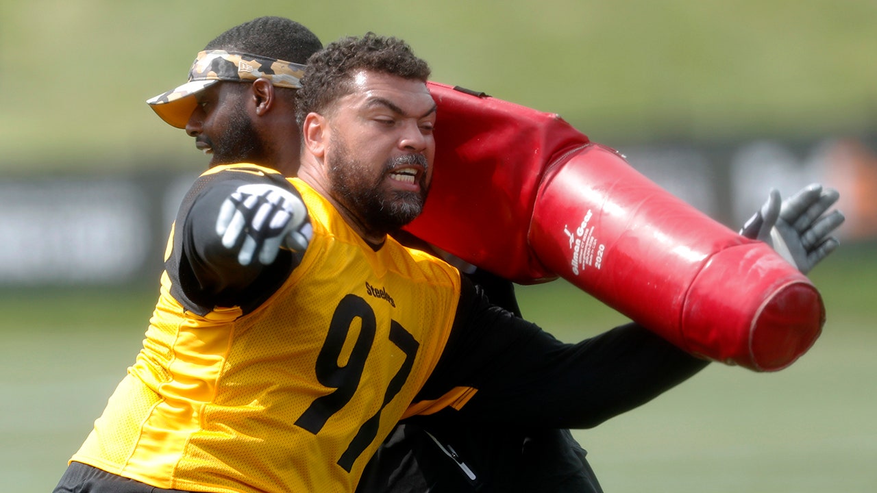 Steelers veteran Cameron Heyward reveals ‘hardest part’ of training camp in touching post