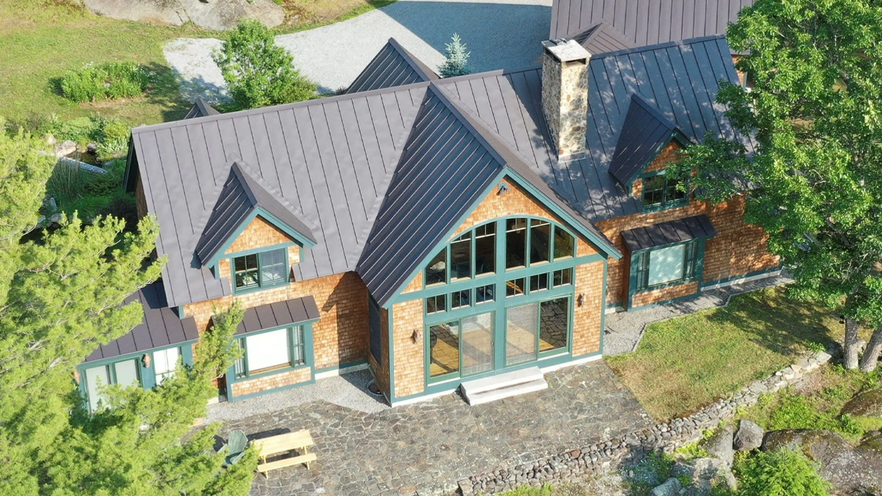 Jeffrey Epstein accomplice Ghislaine Maxwell’s secluded hideout hits the market