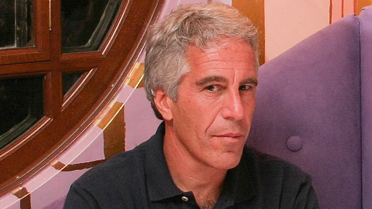 Jeffrey Epstein thrown out of Mar-a-Lago for hiring the help: Trump