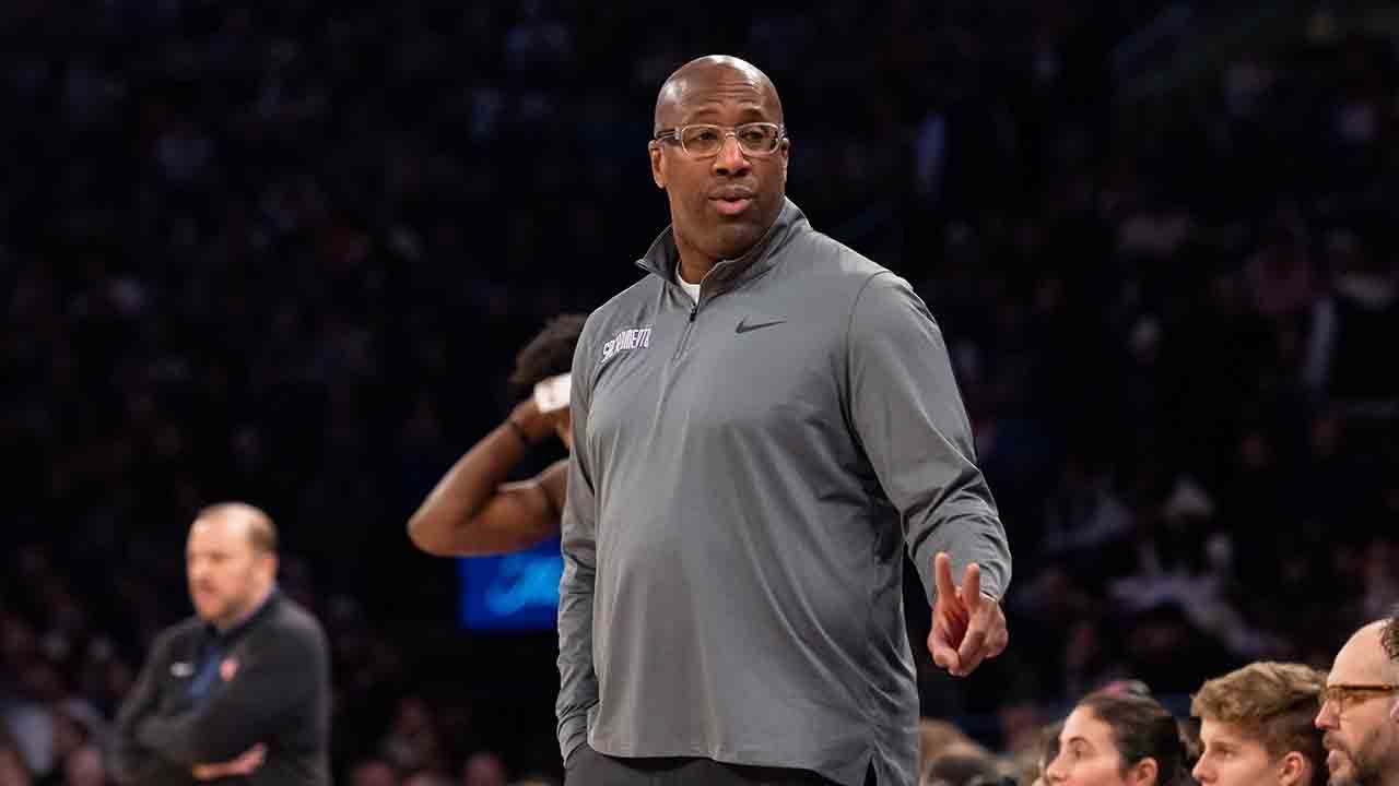 Knicks pick Mike Brown as franchise's next head coach after Tom Thibodeau’s shocking dismissal: report