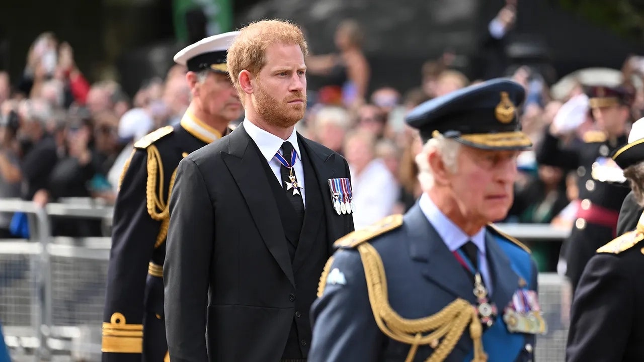 Prince Harry Seeks Royal Reconciliation Amid Family Rift