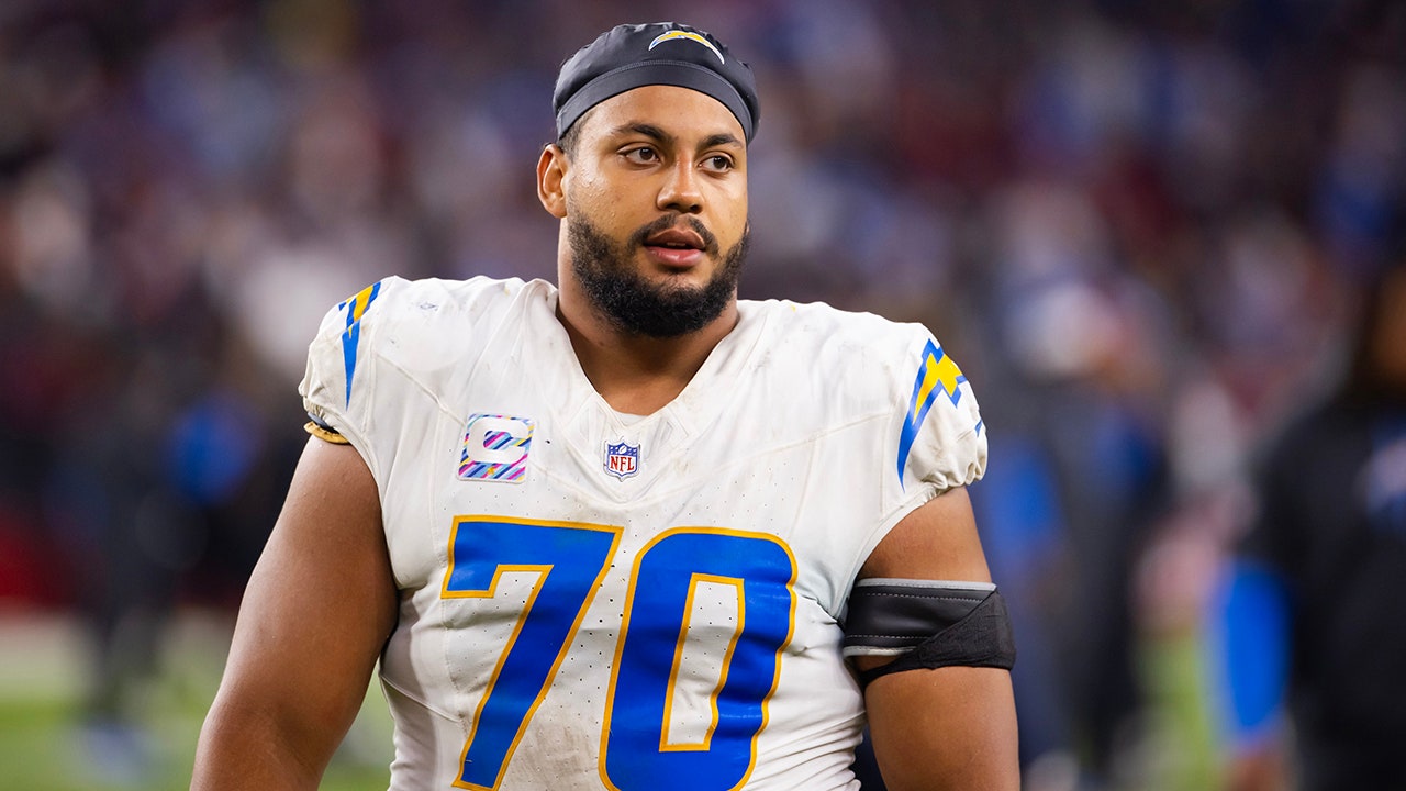 Chargers Pro Bowler’s ex-wife slams NFL aggregator for framing contract news around their divorce