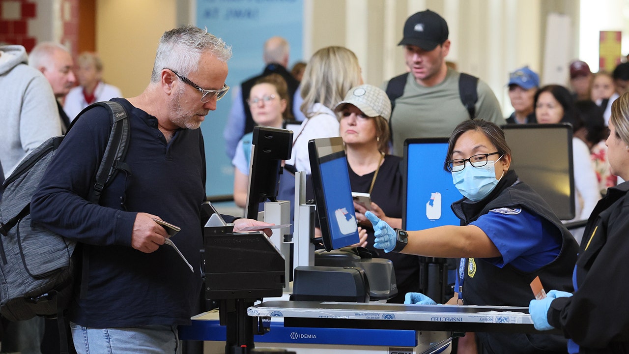 TSA expected to end shoes-off policy at many airports across US