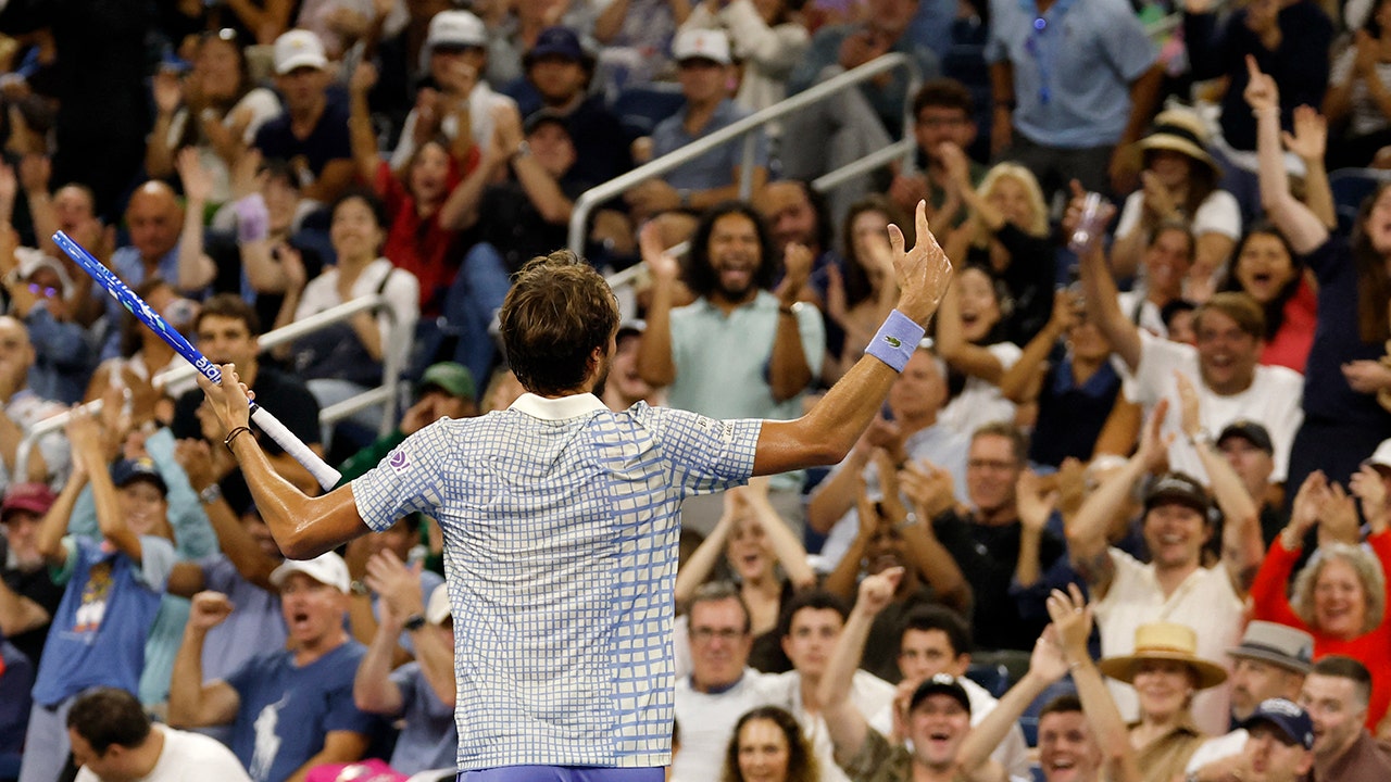 US Open's legendary Honey Deuce cocktail faces stiff competition as fans party hard