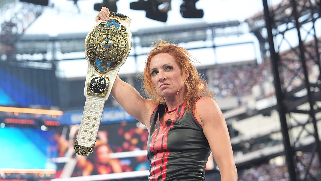 Becky Lynch retains Women’s Intercontinental Championship in hardcore No DQ match at SummerSlam