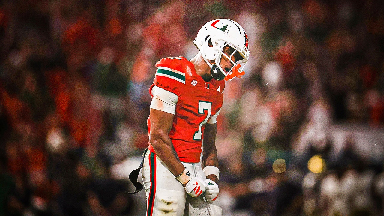 Miami’s CJ Daniels makes insane one-handed touchdown catch in win over Notre Dame