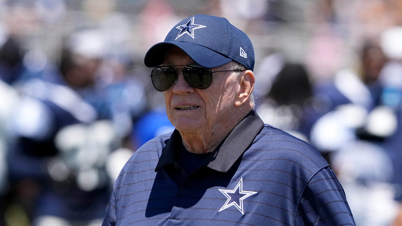 Cowboys’ Jerry Jones has message for fans following Micah Parsons stunning trade request