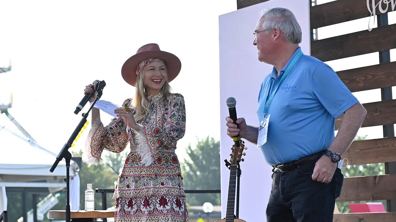 Former Kroger CEO must explain reason for resignation to court in pop star Jewel's ongoing lawsuit