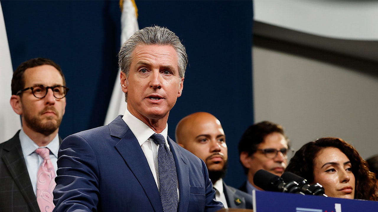 Newsom rebukes White House defense of prayer after shooting: Kids were ‘literally praying as they got shot at’