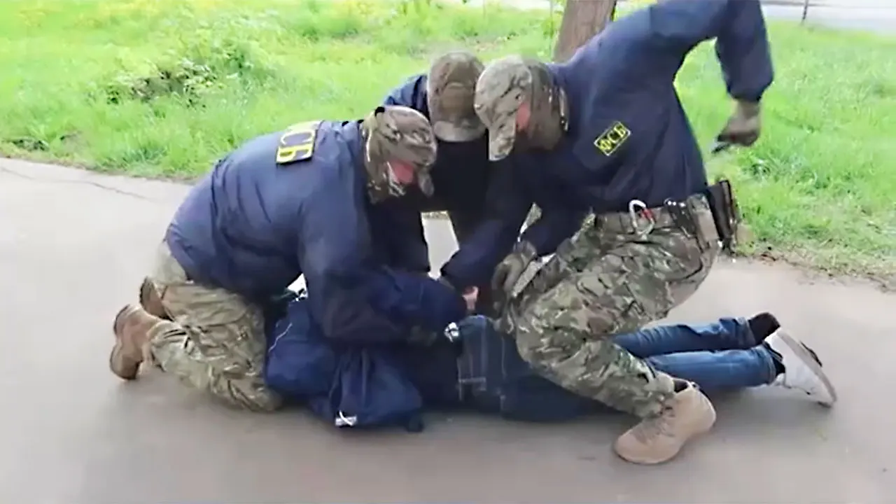 Russian protester jailed 15 years for 0 Ukraine donation, curses Putin in court