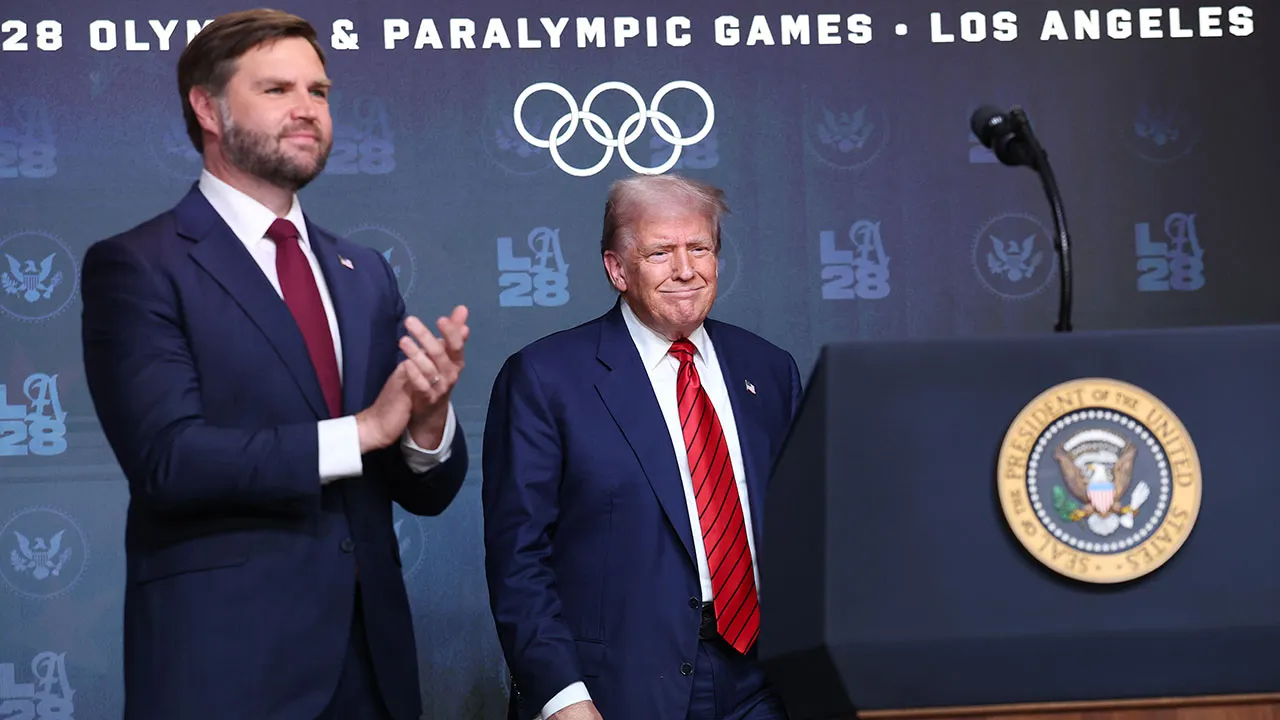 Trump says JD Vance would be ‘probably favored’ for 2028 Republican presidential nomination