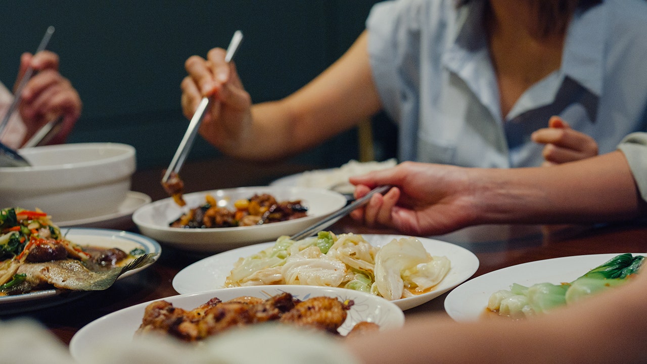Sunday dinner serves up drama as woman says she 'can’t stand' mother-in-law's cooking