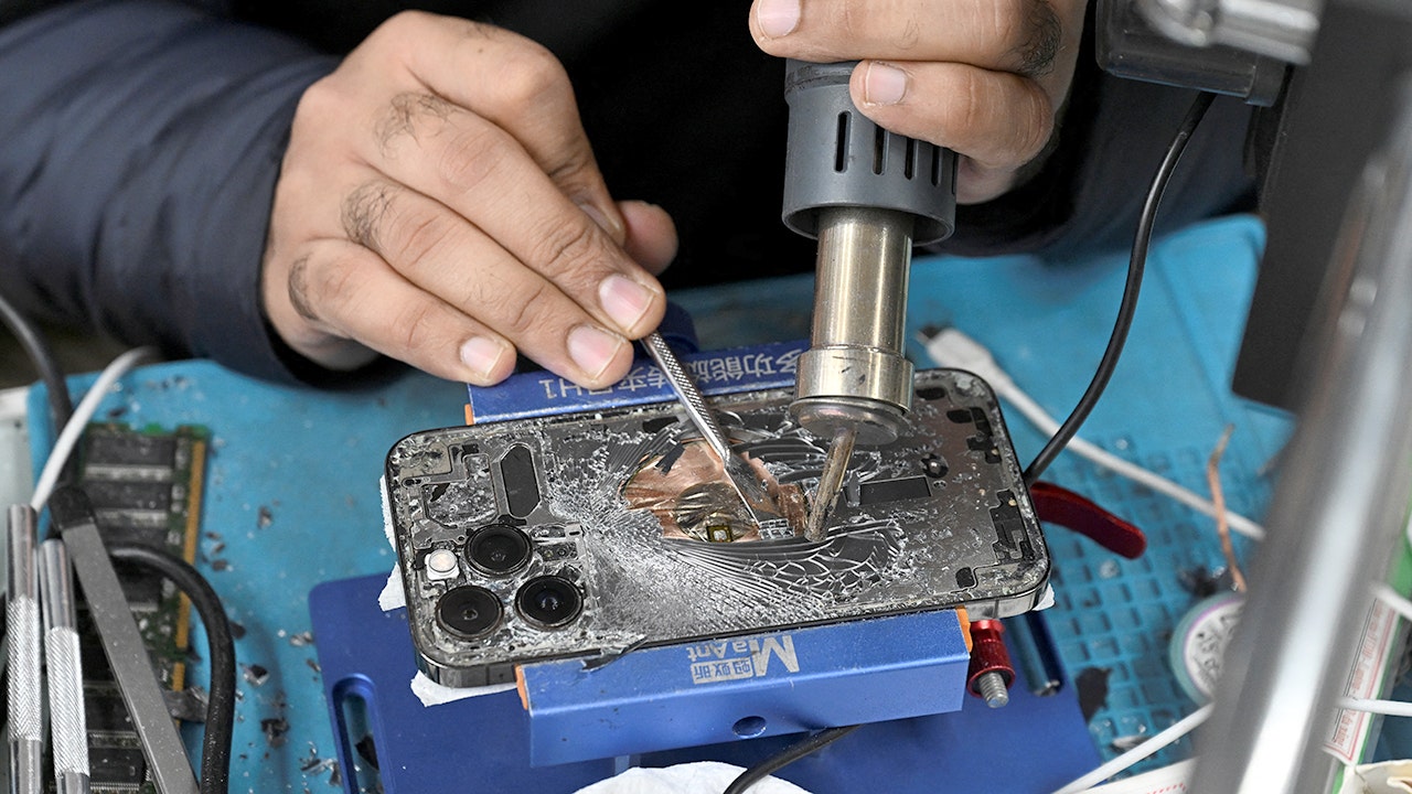 10 tips for buying refurbished electronics