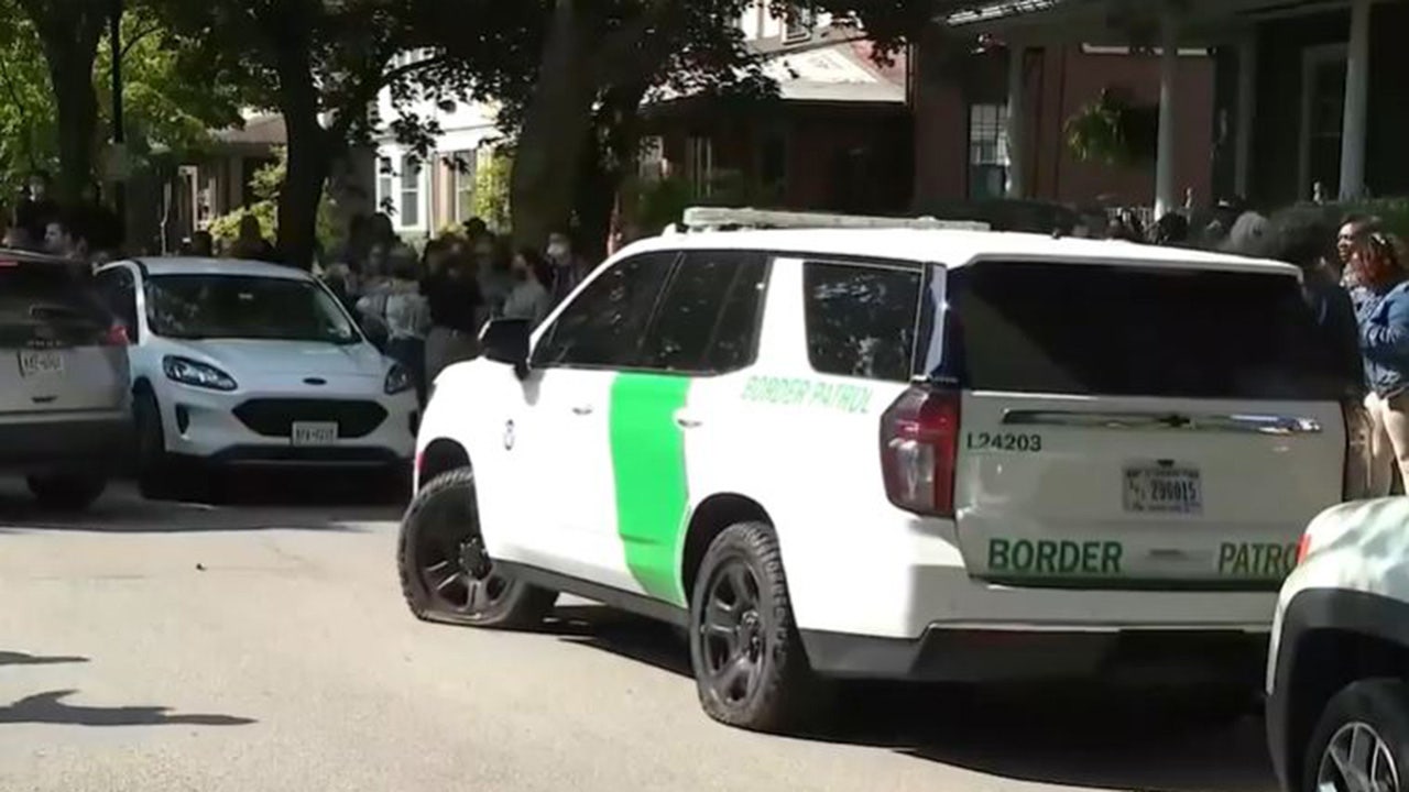 Immigration operation sparks dramatic rooftop standoff in sanctuary city
