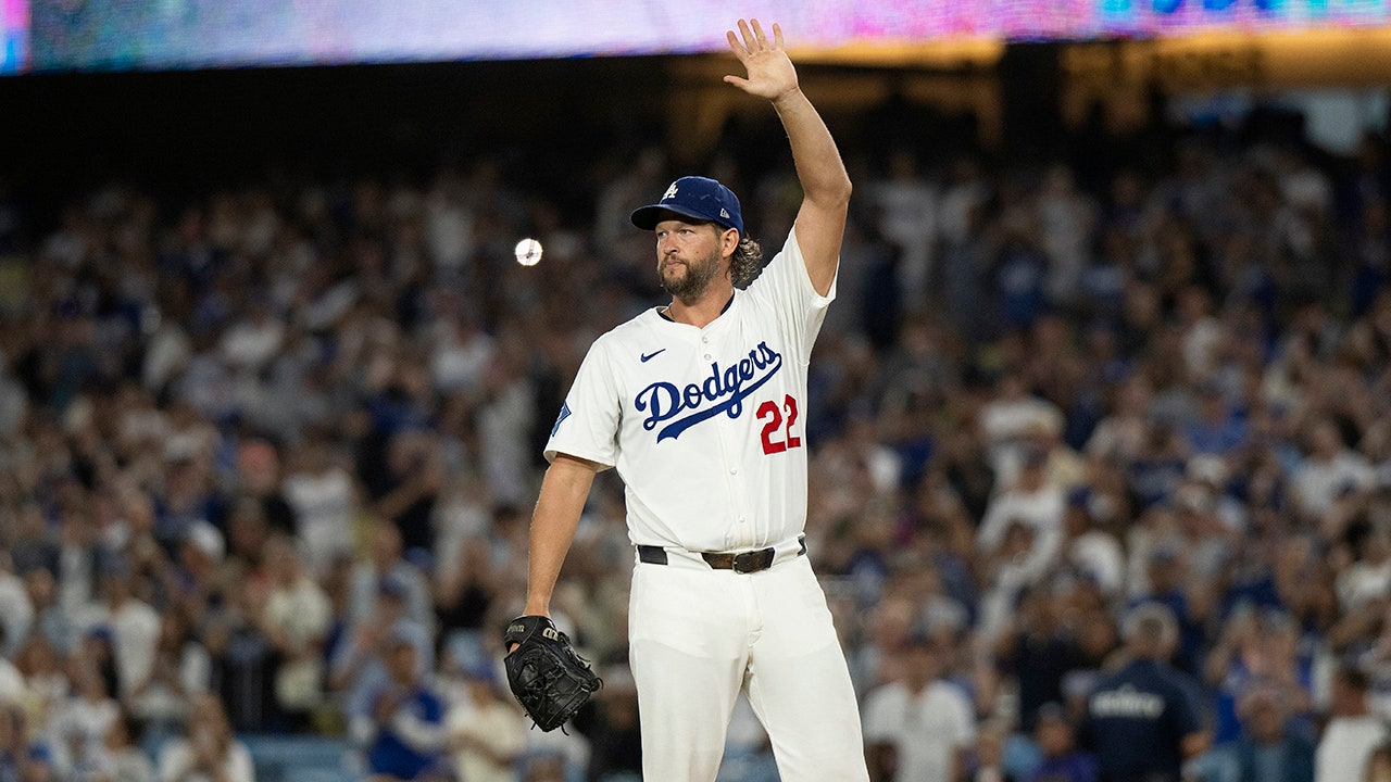 Dodgers clinch playoff berth in Clayton Kershaw’s final regular-season home game