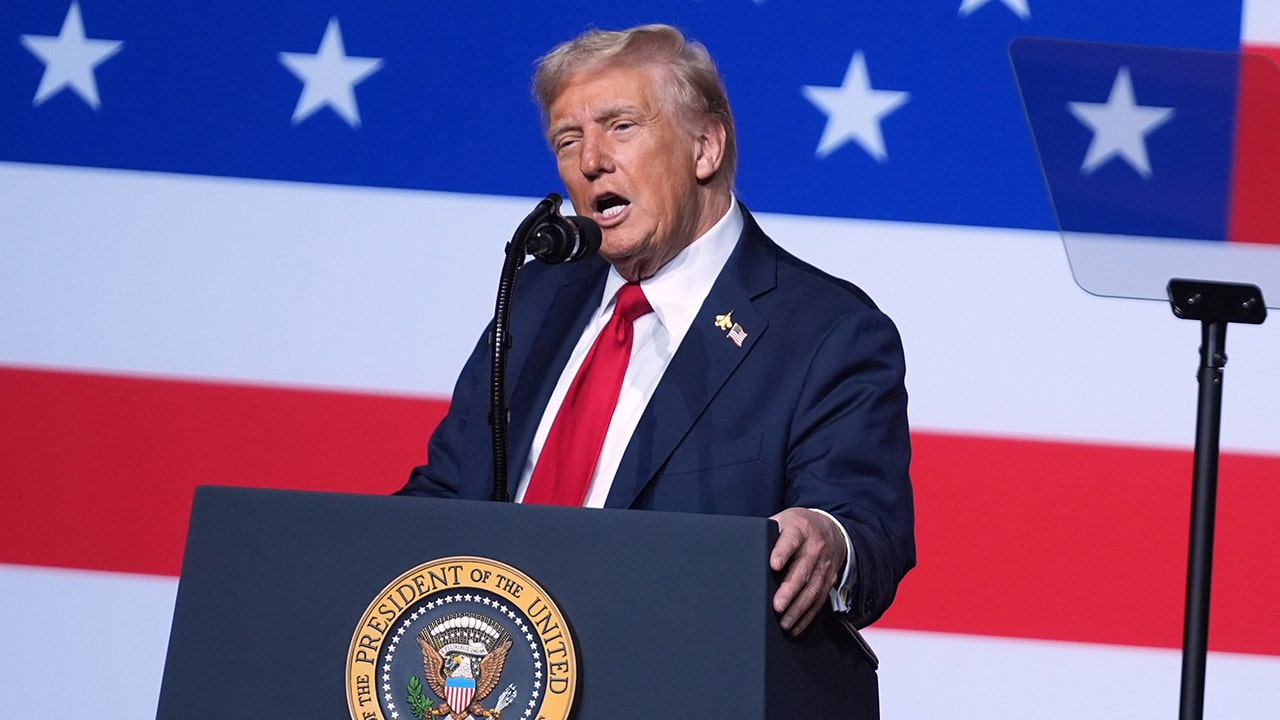Trump tells military leaders ‘I have your backs 100%’ at Quantico