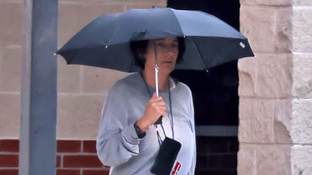 Ghislaine Maxwell gets ‘hotel’ guest treatment at ‘Club Fed’ prison, consultant says