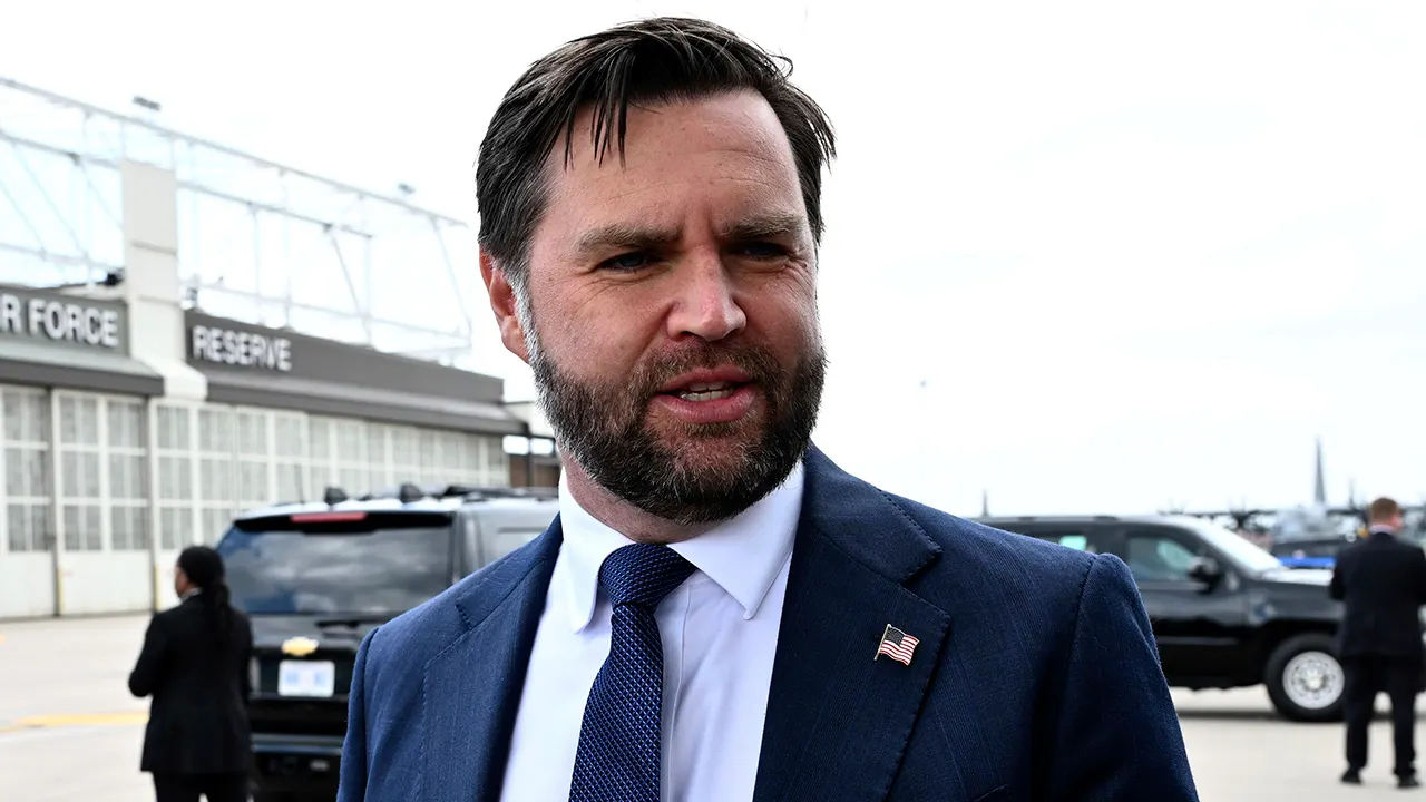 JD Vance clashes with anti-Trump social media personality over cartel killings: ‘I don’t give a s—‘