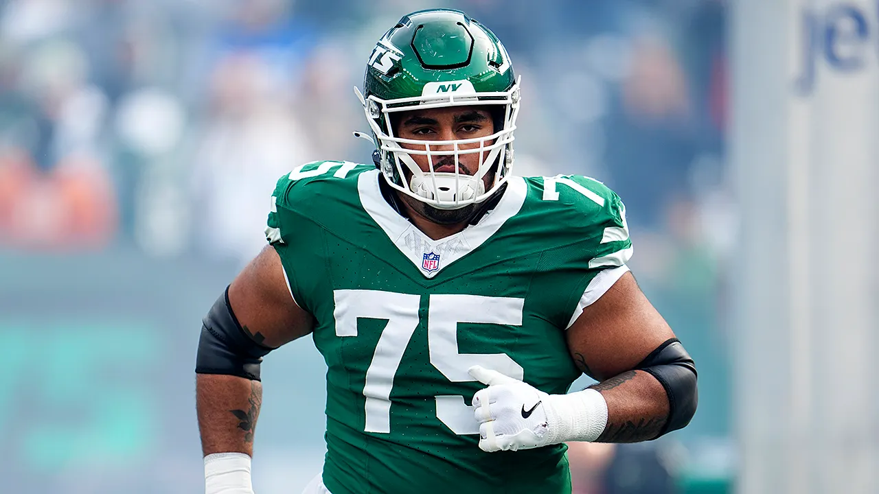 Jets lose major piece to offense days before season begins