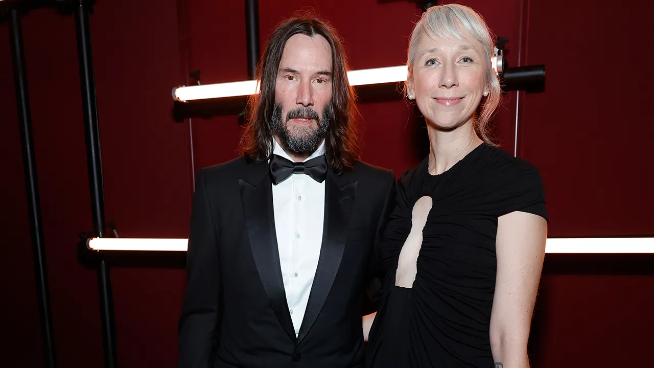 Keanu Reeves’ Girlfriendy Alexandra Grant Class Amid Mddld Wedding Rumor
