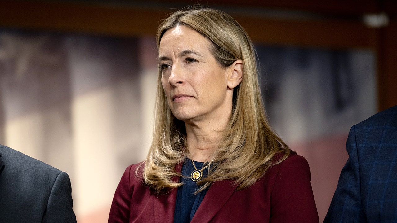 National Archives apologizes to Dem gubernatorial candidate for records ‘breach’