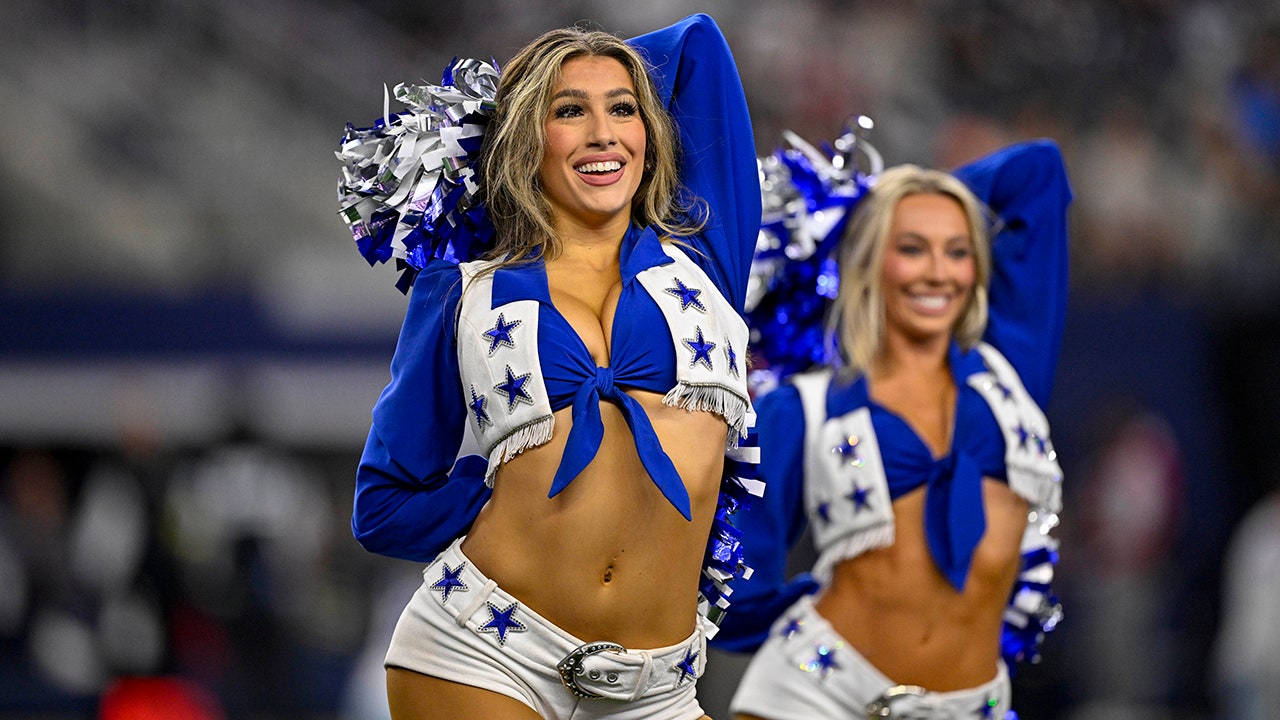 Dallas Cowboys cheerleaders get emotional during official fittings, Ric Flair’s weekend advice & sausage! Dallas Cowboys cheerleaders get emotional during official fittings, Ric Flair’s weekend advice & sausage!