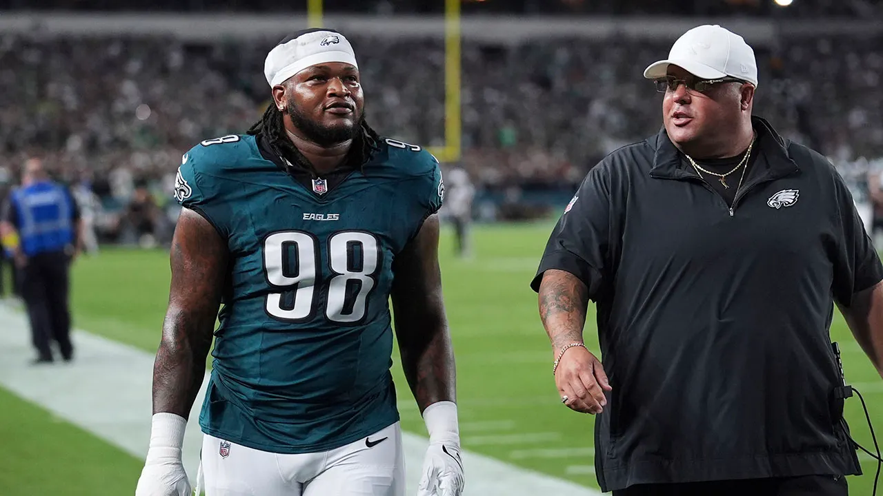 Jalen Carter’s spitting incident draws fury from NFL fans