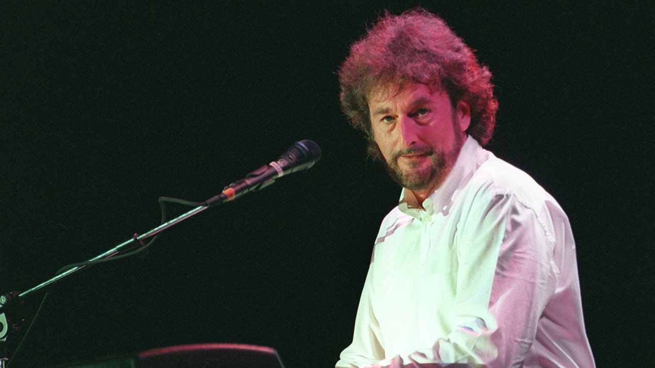Rick Davies, 81, Supertramp co-founder dead after cancer battle