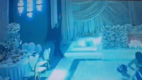 Suspected wedding crasher steals gifts