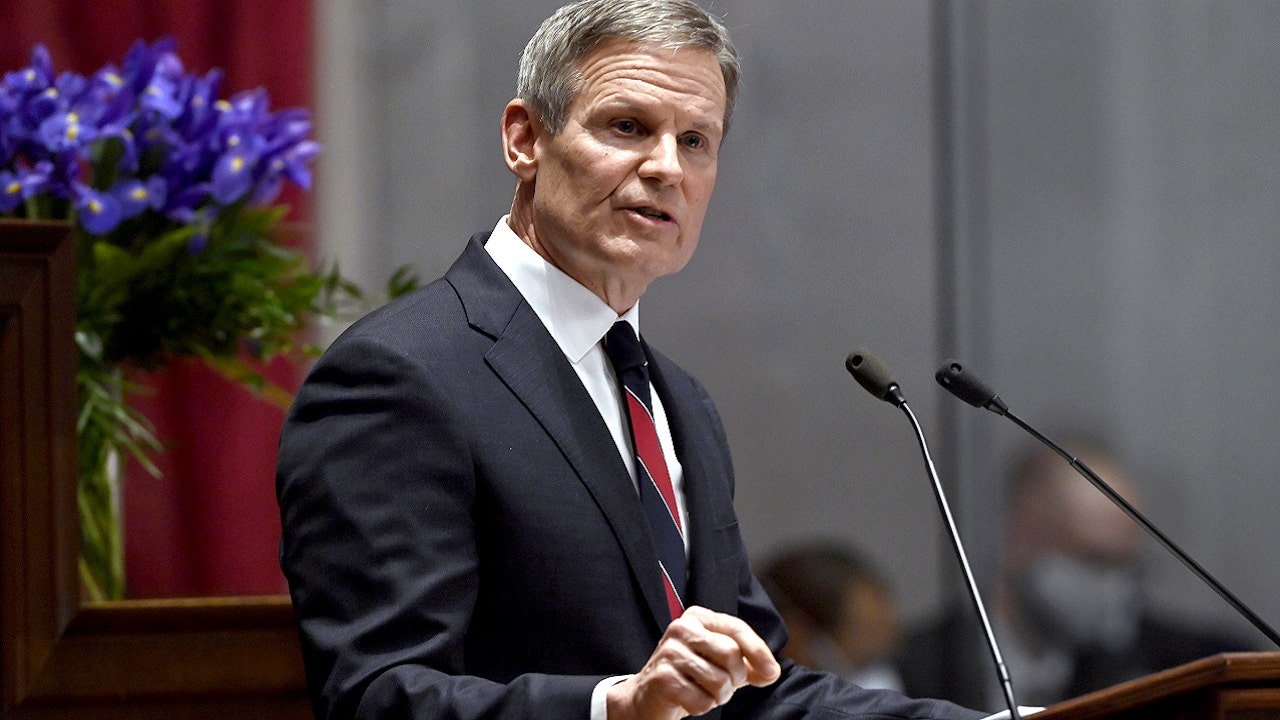 Tennessee governor praises federal government's crackdown on crime in Memphis