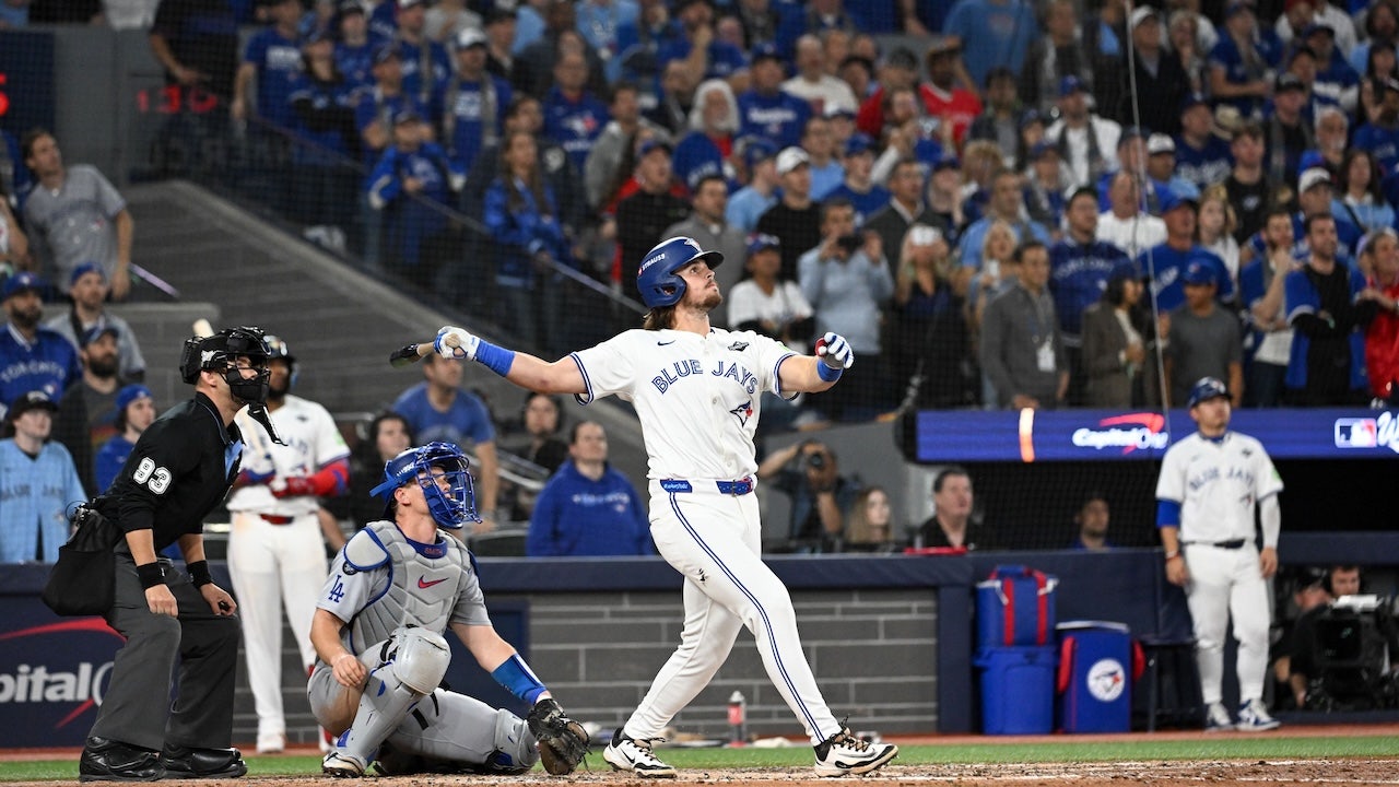 Blue Jays beat Dodgers in World Series Game 1, Shohei Ohtani hits first career Fall Classic homer Blue Jays beat Dodgers in World Series Game 1, Shohei Ohtani hits first career Fall Classic homer