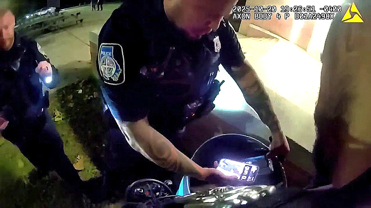 Police swarm student after AI security system mistakes bag of chips for gun Police swarm student after AI security system mistakes bag of chips for gun
