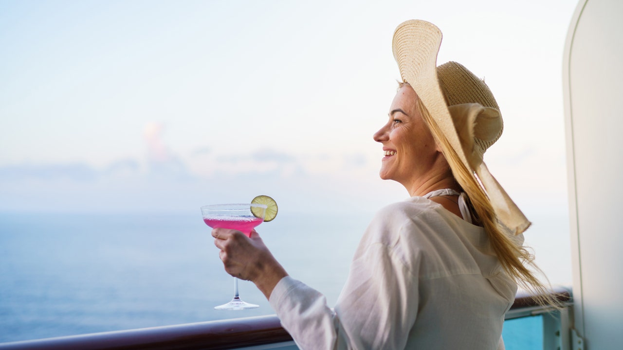 Major cruise line axes inclusive onboard beverage package at Bahamas location