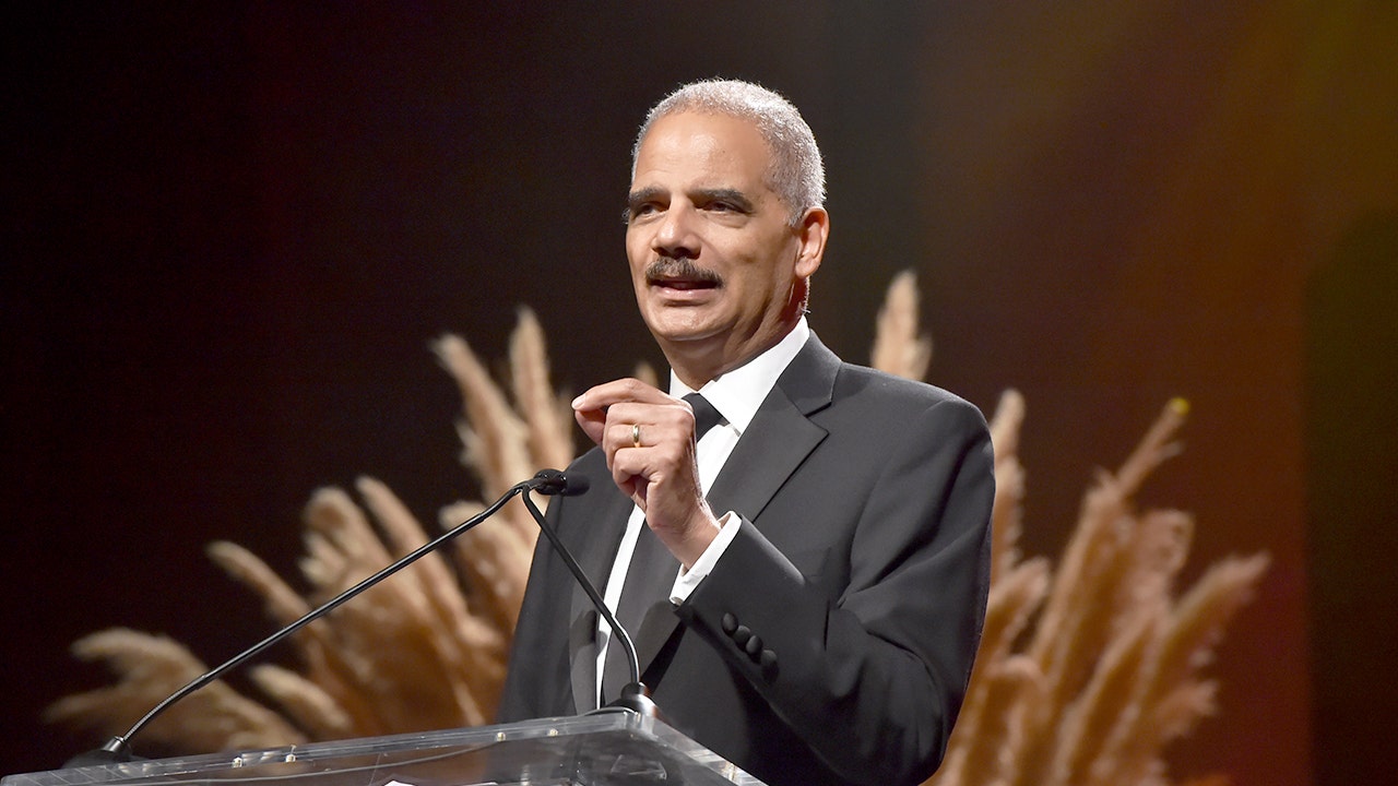 Former Attorney General Eric Holder calls on Democrats to focus on Supreme Court expansion, term limits