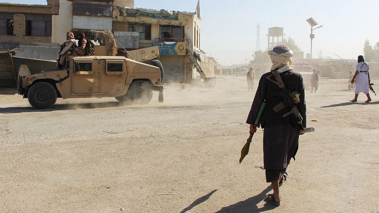 Pakistan and Taliban agree to 48-hour ceasefire after deadly clashes