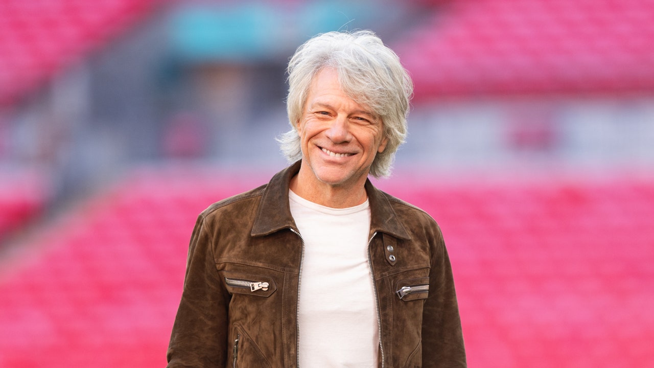 Jon Bon Jovi says he nearly quit music after devastating vocal cord injury