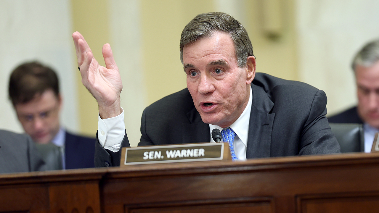 Sen Warner slams Trump for excluding Democrats from briefings on boat strikes Sen Warner slams Trump for excluding Democrats from briefings on boat strikes
