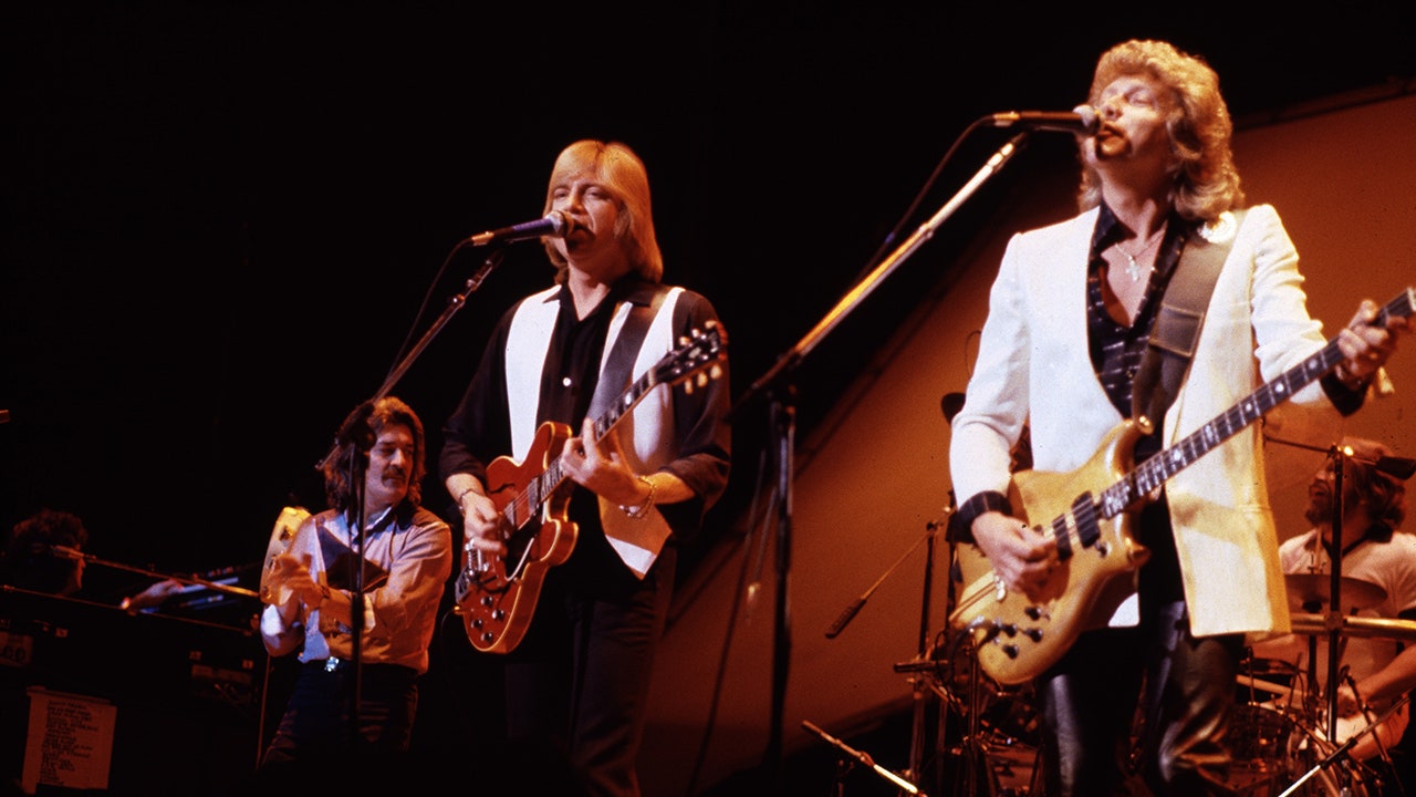Moody Blues singer John Lodge dead at 82