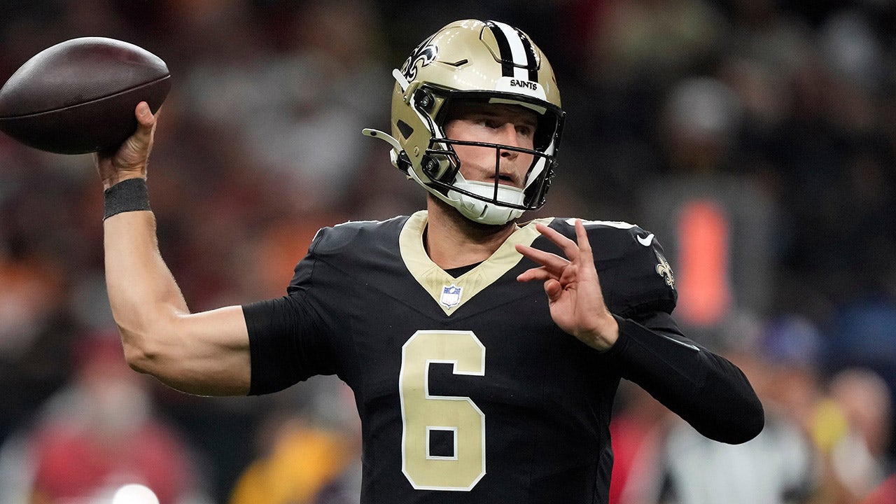 Saints’ rookie quarterback reveals wife’s blunt reaction after being named starter Saints’ rookie quarterback reveals wife’s blunt reaction after being named starter