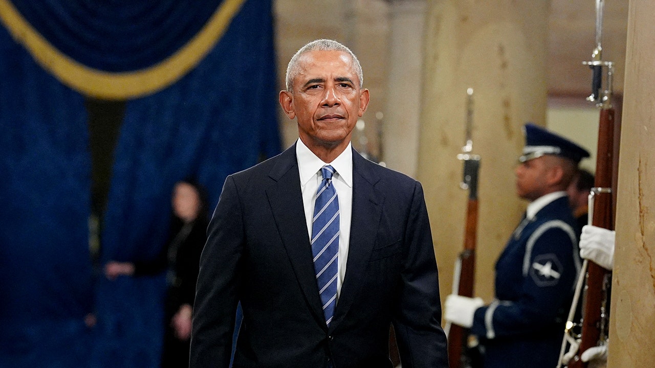 Obama faces backlash after calling for ‘regulatory constraints’ on social media in viral video Obama faces backlash after calling for ‘regulatory constraints’ on social media in viral video