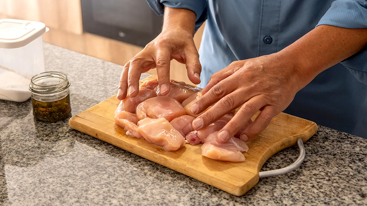 Contaminated meat blamed for rise in common urinary infections, experts warn