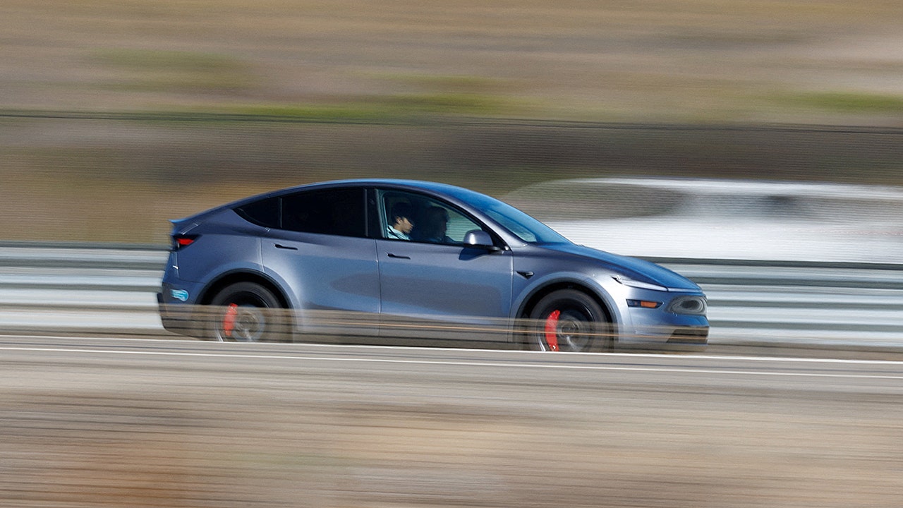 Tesla brings back Mad Max mode in latest Full Self-Driving update Tesla brings back Mad Max mode in latest Full Self-Driving update